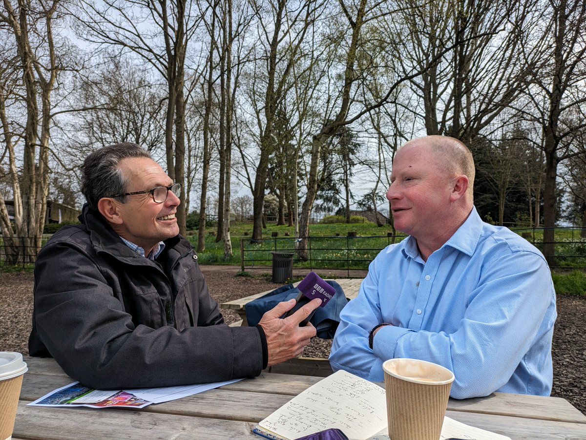 It is always great to welcome @AdrianHarms, reporter for @BBCSurrey, over to @Painshill🌳 Adrian & Painshill Director, Paul, caught up this morning to discuss all things Painshill🌲 📻Tune into @BBCSurrey to hear the interview, coming soon!