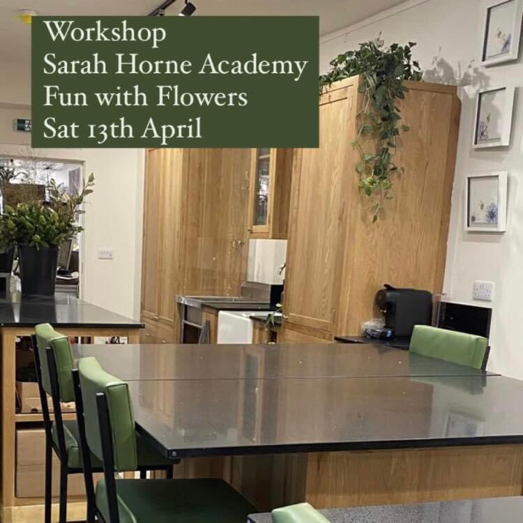 Fun with Flowers Workshop Sat 13th April, 10am to 3pm.

Immerse yourself in the art of floral design at the #SarahHorneAcademy, a custom-built haven for flower enthusiasts.

Great fun alone or with a friend!

Book now - sarahhornebotanicals.com/collections/fl…

#flowers #flowerarranging #class