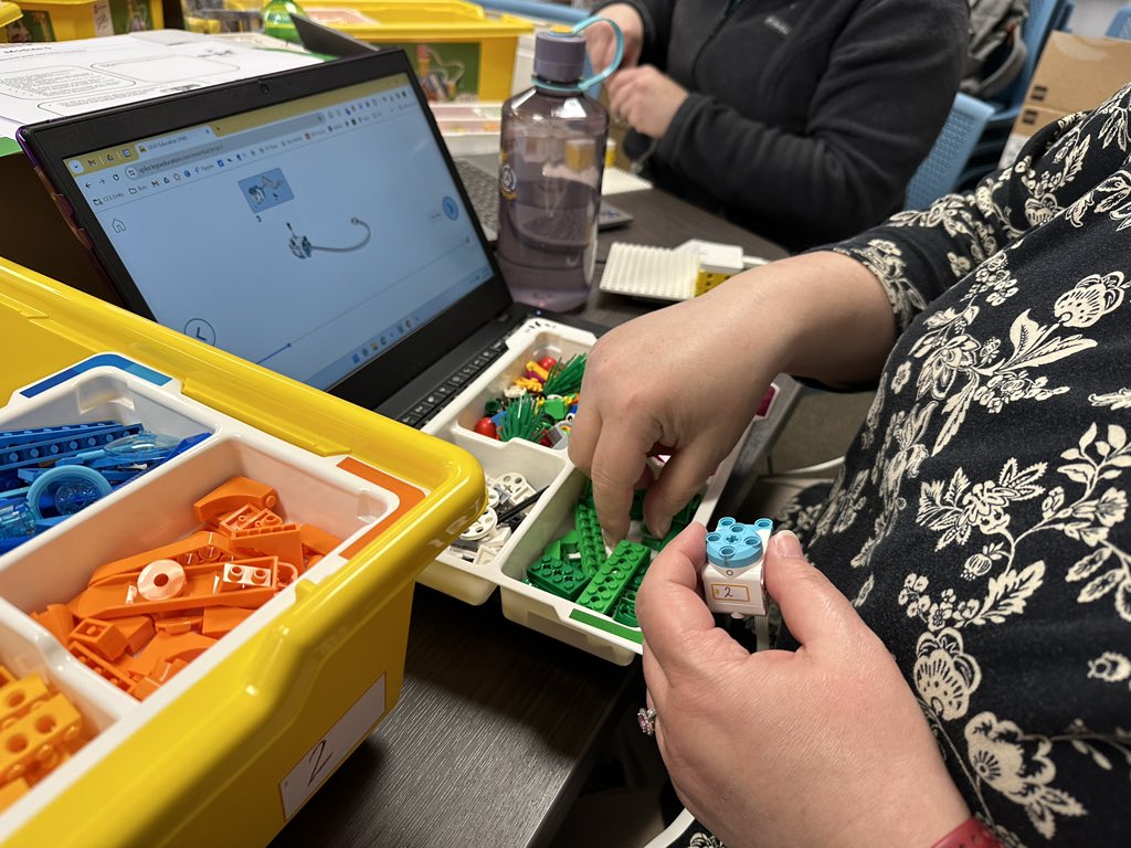 rseldy's tweet photo. LEGO Spike Essentials + Wit & Wisdom professional development today. Building to learn! #LEGOs #WitWisdom #SpikeEssentials https://t.co/i8sJ4uLqC1