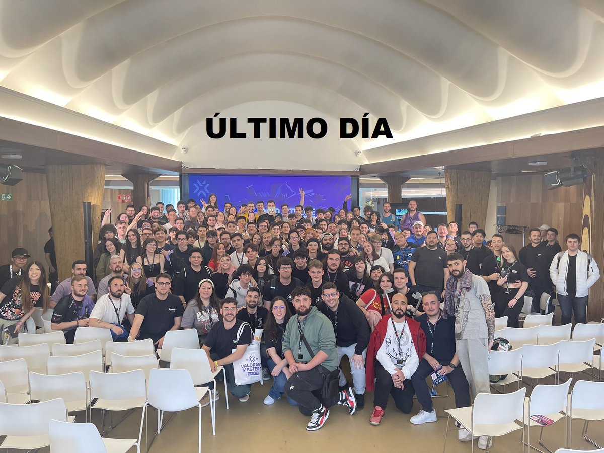 Mixwell's tweet photo. Por mi parte también he creado otros proyectos, uno de ellos mi primer programa @TreceCero_ donde quería compartir con vosotros todo lo relacionado con el evento en una tertulia con invitados de lujo y en público. ¡Gracias a @MadridinGame pudimos hacerlo en sus instalaciones! https://t.co/8R5DJV8zbV