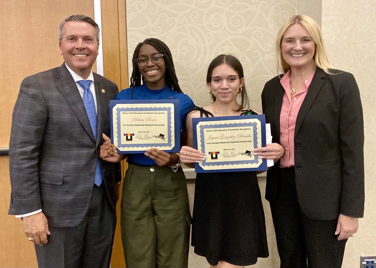 Susan and I enjoyed awarding the ⁦Leo and Lolly Buckley Memorial Scholarships at the ⁦@KISDEF⁩ Celebration to Delisia Benie from Killeen HS and Joynis Gonzales-Rosado from Ellison HS. Two wonderful young ladies with bright futures. Congratulations! #txlege #HD54