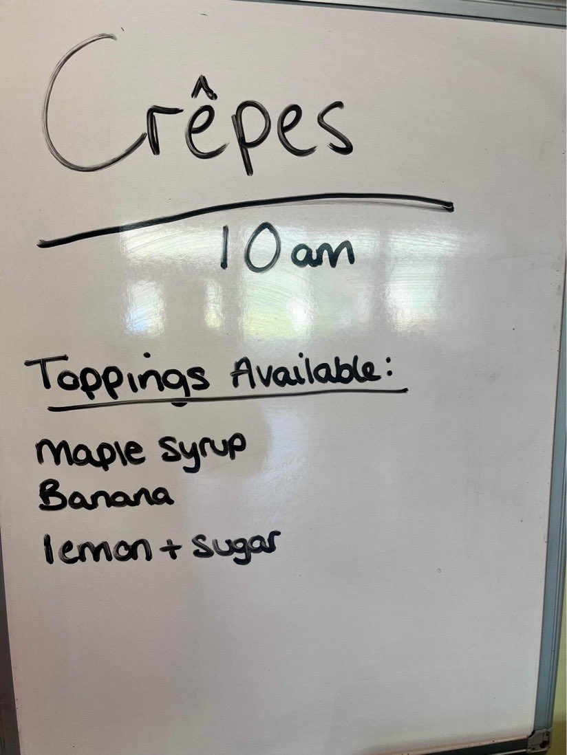 AnnaS033's tweet photo. Creping it real! A fun Sunday Crepe group on @pavilion_ward 🥞 thank you to our HCAs for running this fun group! https://t.co/FDFlEjrNHJ
