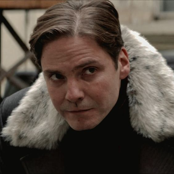 hatosyfilm's tweet photo. am i the only zemofucker here https://t.co/CwlfG2R9an