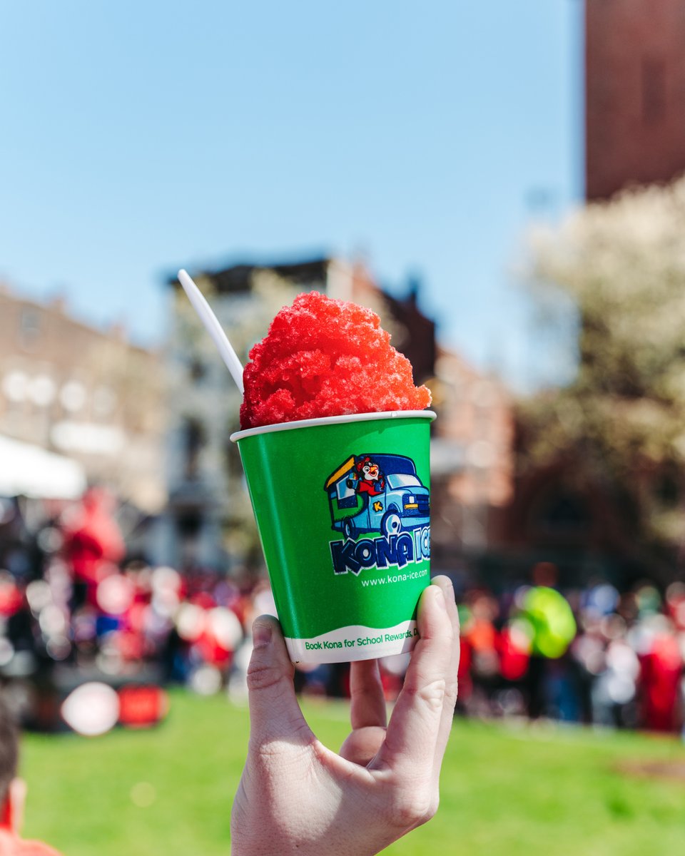 Spring into sports, and add a little flavor to this season with a delicious Kona Ice! 🏃‍♂️🐧