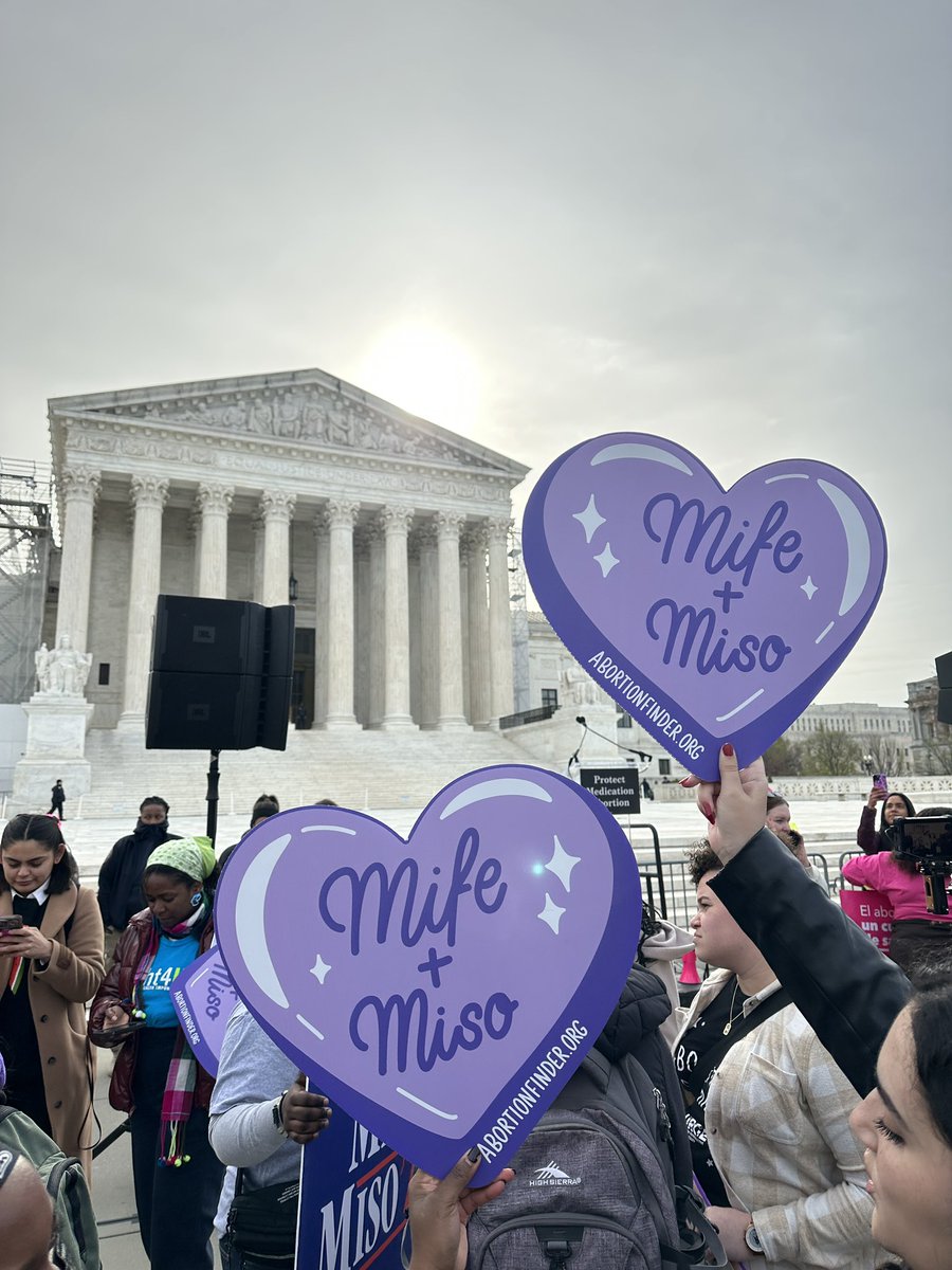 Remember: nothing is changing with mifepristone access today. 🚨

Find out where you can access it at ABORTIONFINDER.ORG !