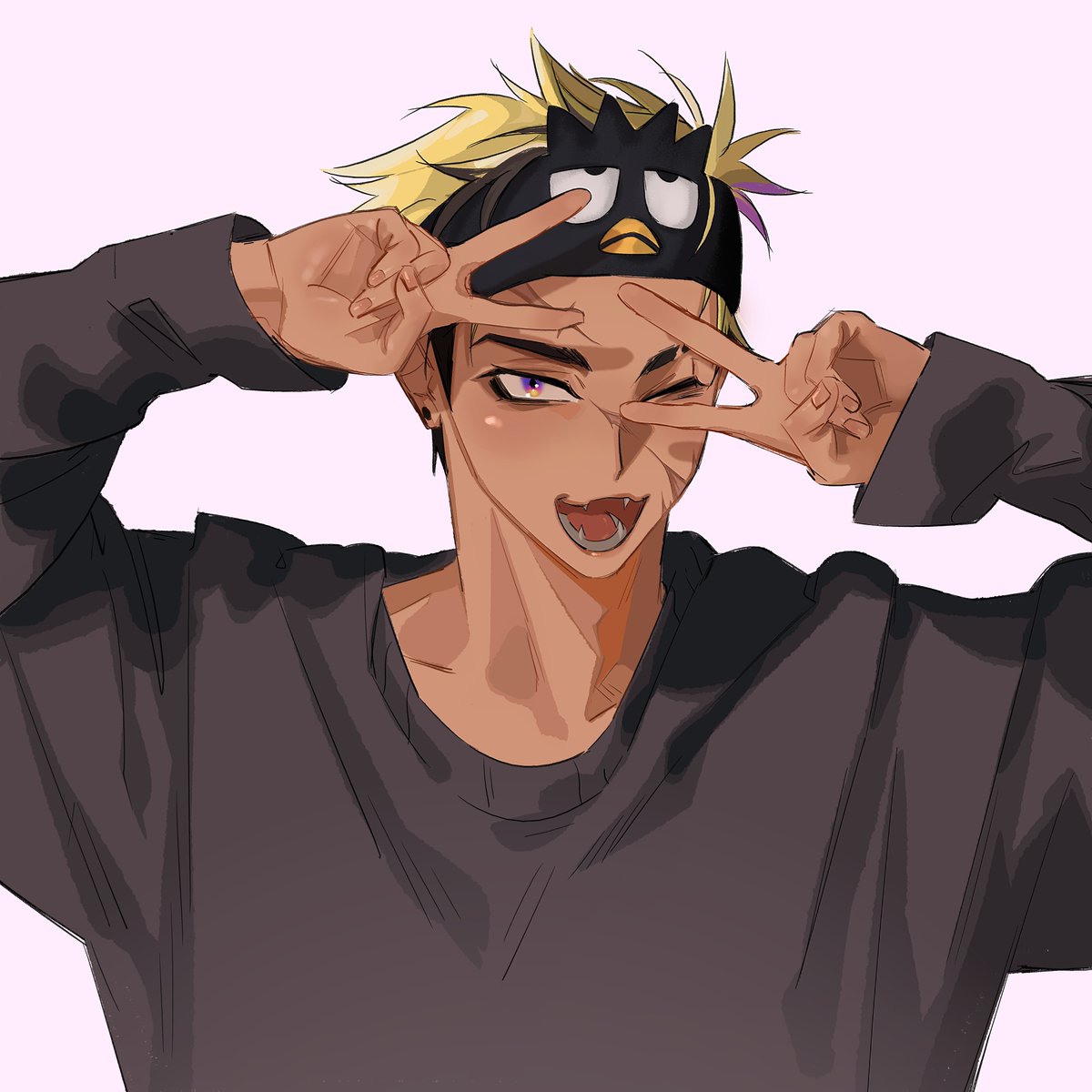 #Vantalism 
お可愛いヘアバンド🐧🖤