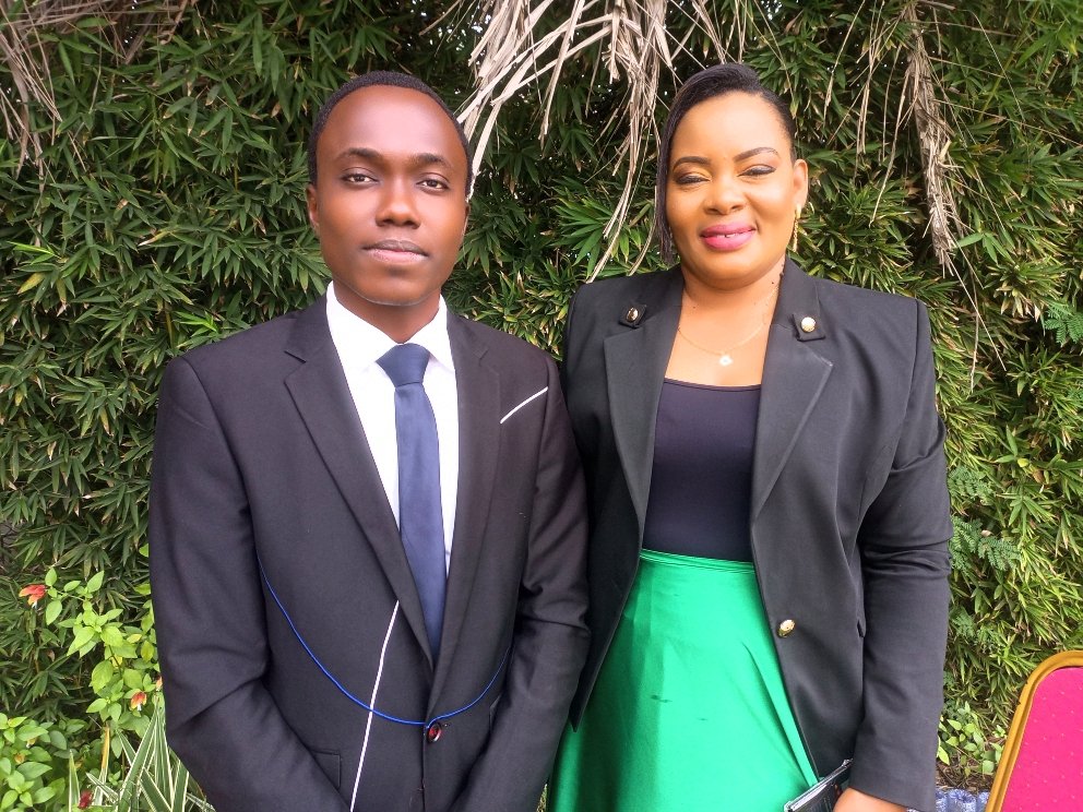 welcome_ngimbi's tweet photo. ⛔⛔ [ ##URGENT ] 

📌📌 ##INTERVIEW : Hier lundi à 11H, nous avions réalisé une interview avec Mdm Dorcas #KAPINGA, animatrice de l'émission “Ta #Grandeur” sur B-one TV, sur le mois des Femmes. À retrouver bientôt sur CMB DIGI 

Journaliste God's Welcome S. Ngimbi de Nazareth https://t.co/fORKkWrkRZ