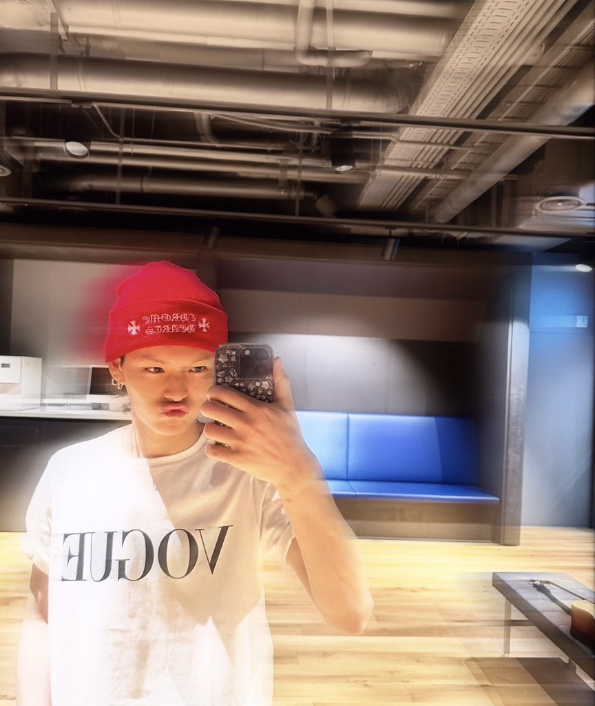 TREASURE tweet media