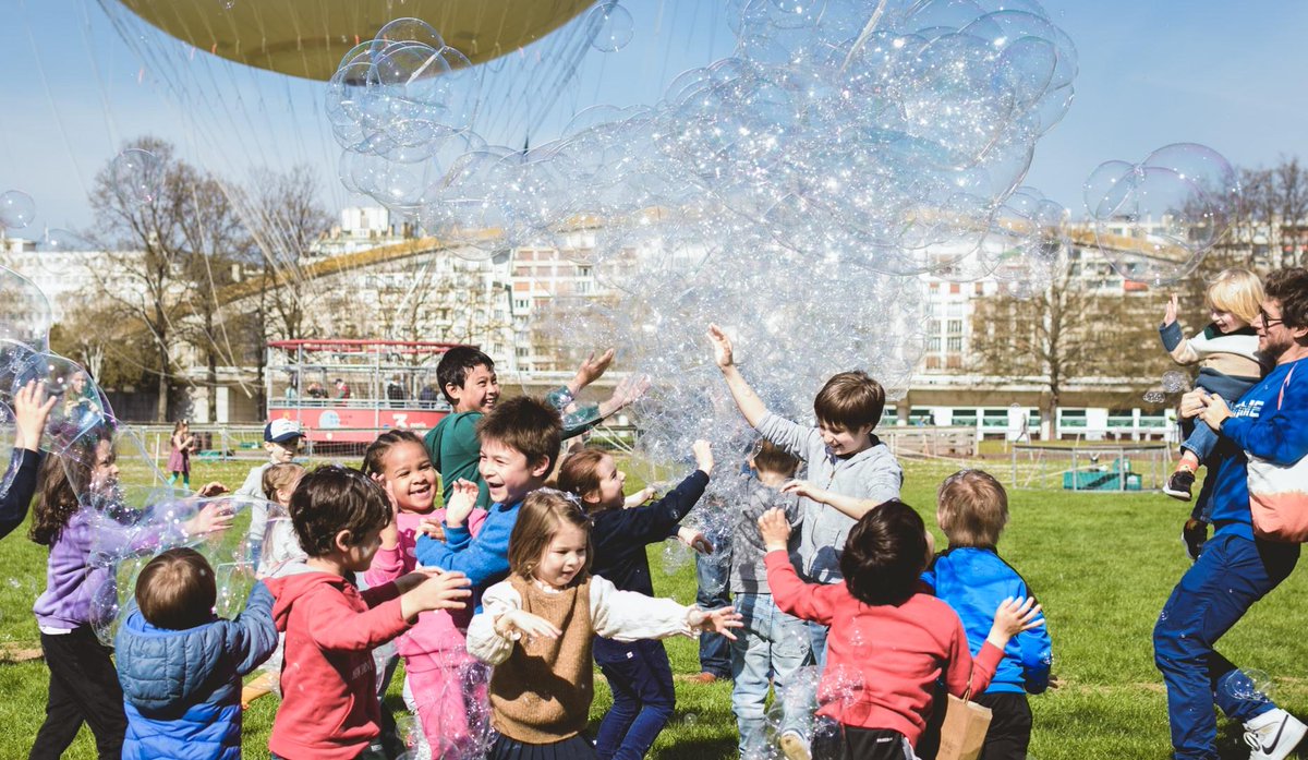 ÉVÉNEMENT ! La traditionnelle chasse aux œufs de Pâques est de retour au Parc André Citroën. RDV 👉 le 31 mars 2024 ! Attention, ne manquez pas votre escapade au Ballon, qui sait, peut-être aurez-vous un avantage depuis là-haut. 👀 @SecoursPop