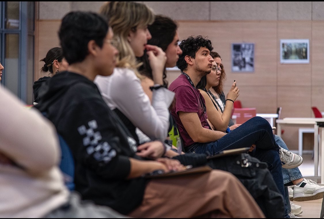 Complutense tweet media