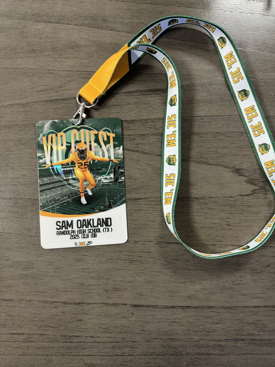 Sam Oakland tweet media