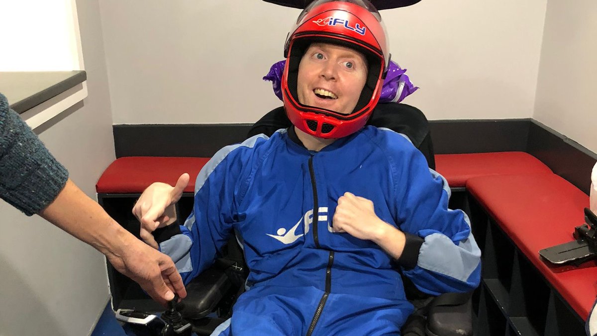 Army veteran and #Surbiton resident Stephen enjoyed an indoor skydive, 17 years after sustaining serious injuries. Supported by @iFLY_UK and @HelpforHeroes, Stephen said 'it was the most exhilarating feeling I’ve experienced in a long time' Read more: bit.ly/ArmyVetSkydive