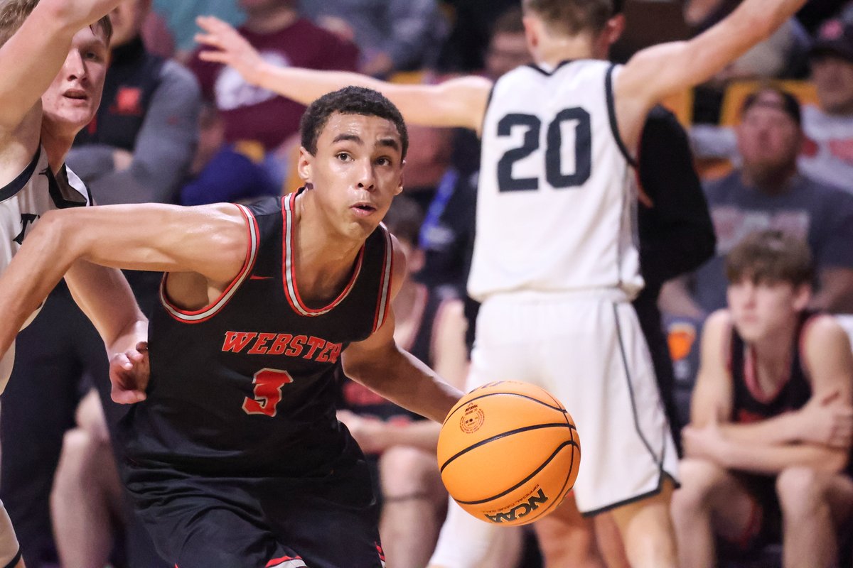 Class A Boys Basketball All-State List:

wvmetronews.com/2024/03/26/cla…

#wvprepbb
