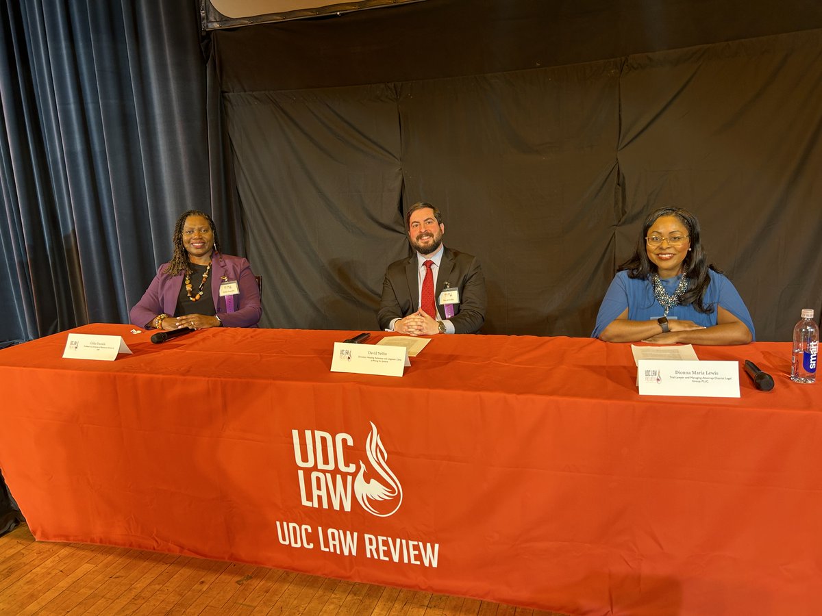 gilda_daniels's tweet photo. More pictures from this past weekend at the @UDCLaw Law Review Symposium! #UDCLaw https://t.co/qPnCiofddN