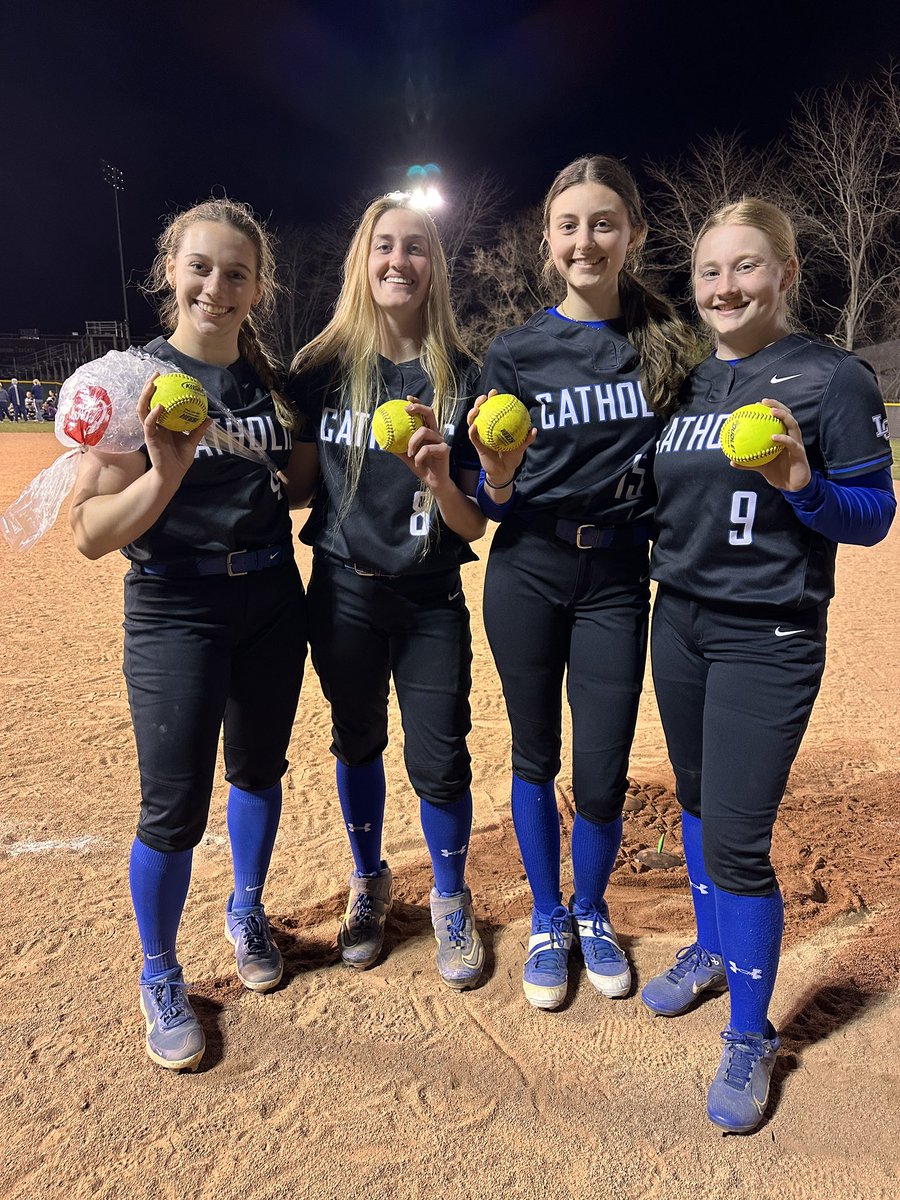 Bombs Away!!!  💣💣💣💣
Knights storm their way to 2A sectional finals with explosive offense, scoring 20 in 2 games, and shutout defense!!!

<a href="/lydia_kennedy8/">Lydia Kennedy</a> 💣
<a href="/kmatt2007/">Kayla Mattingly</a> 💣
Sydney Ford 💣
@abbyhammond23 💣 

#4 Abby Hammond deals two 1 hit shutouts on the way to finals!! 👀