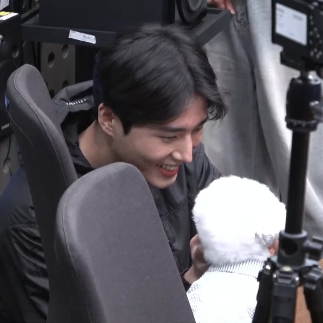 eatyoungk's tweet photo. https://t.co/QZVfcECyyH