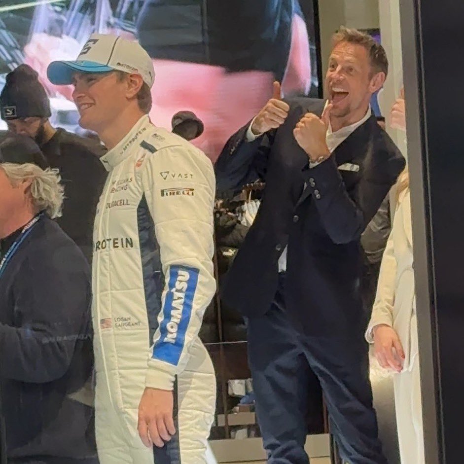 MaxLoganTGC's tweet photo. I wonder if Jensen ever gave Logan that shoulder to cry on after the #AusGP
#LoganSargeant #JensenButton https://t.co/bi0gMzWNpy