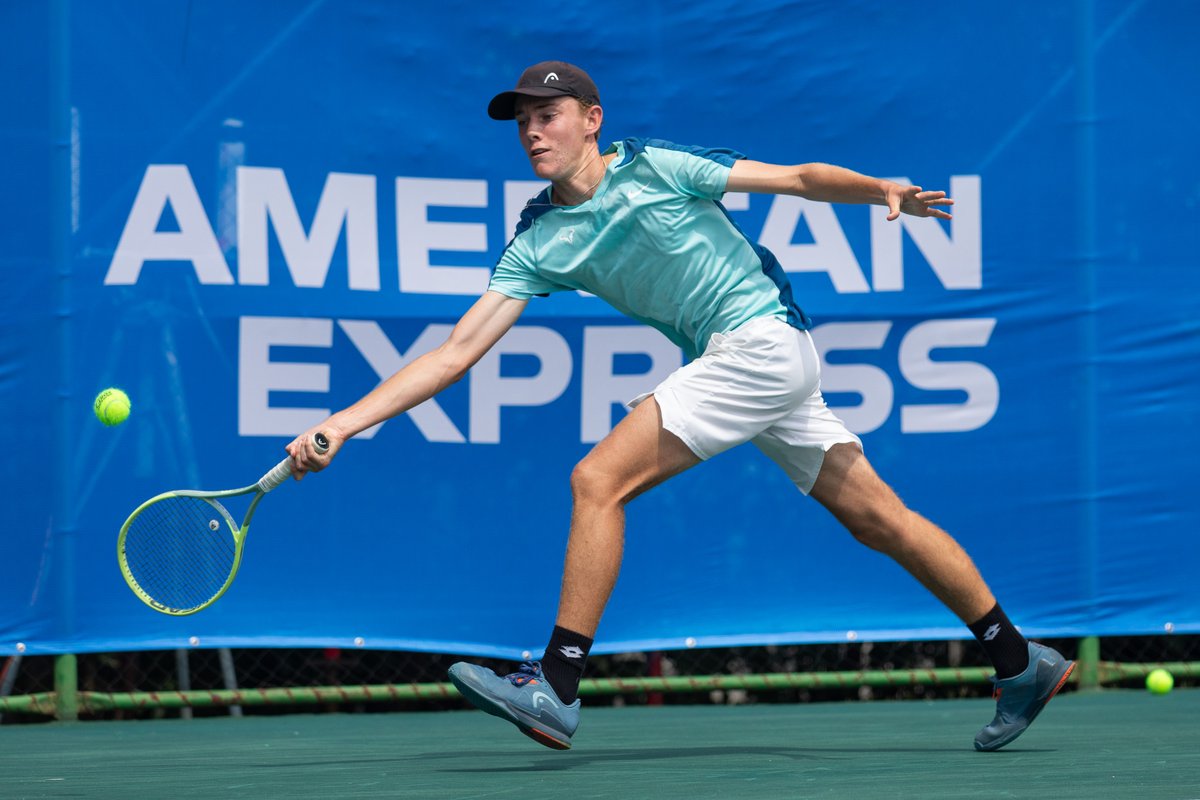 Vorwerk dominates Mangaung! 🙌 Guy Vorwerk clinches both the singles and doubles titles at the @AmericaExpress Junior Nationals, defeating Reuben de Klerk 6-3 6-3 in singles & teaming up with Tiaan Nelson for the doubles win. What a way to wrap up his last Junior Nationals! 👏
