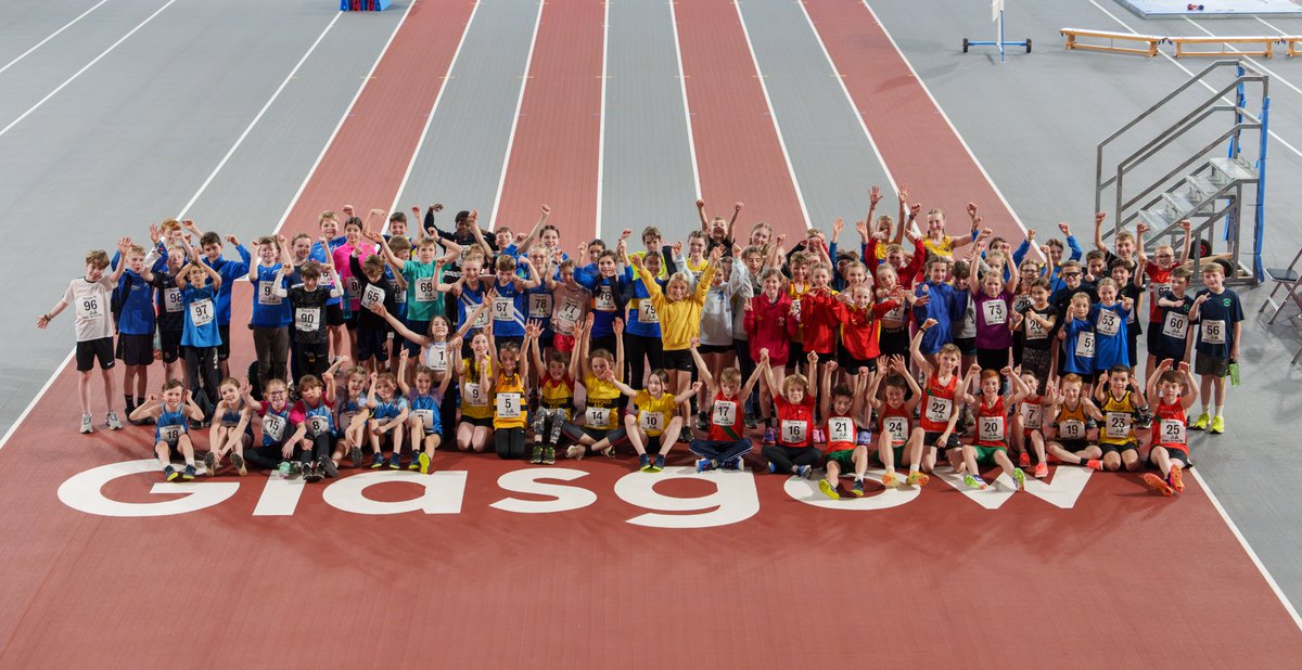 Brand new track + 200 U12's = spectacular fun all round! 🤪 We'd like to say a massive thank you to the officials, the volunteers & the clubs for their support & to Simon Wootton for the incredible photos! onedrive.live.com/?authkey=%21AH… Full Results: glasgowathletics.org.uk/winter-open-gr…