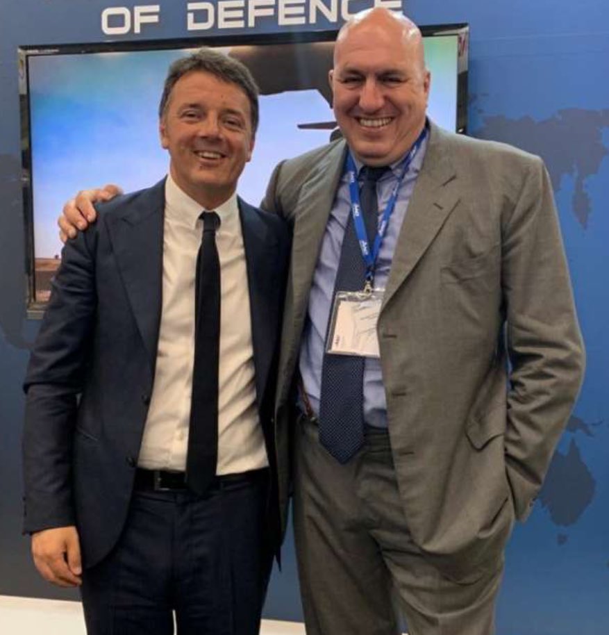 Roby5917's tweet image. Dopo l’incomparabile visione di questa foto, ora scatenatevi coi commenti…siate seri, però ! 😜