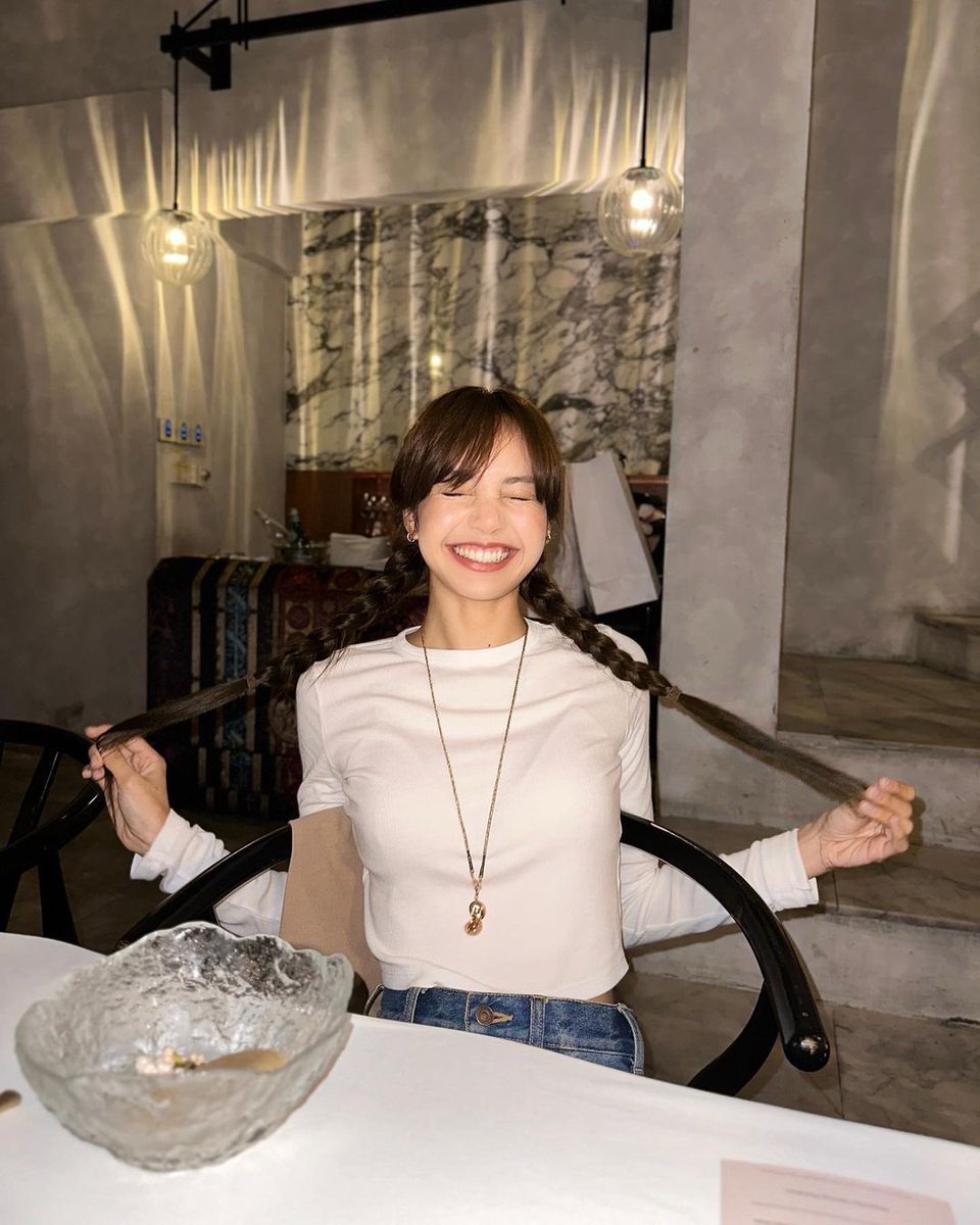 Can we get 1000 replies for our birthday girl?

HAPPY LISA DAY
#Chapter27WithLalisa 
#AllRounderLisaDay
#에브리원_사일런트_오늘은_쁘탄절