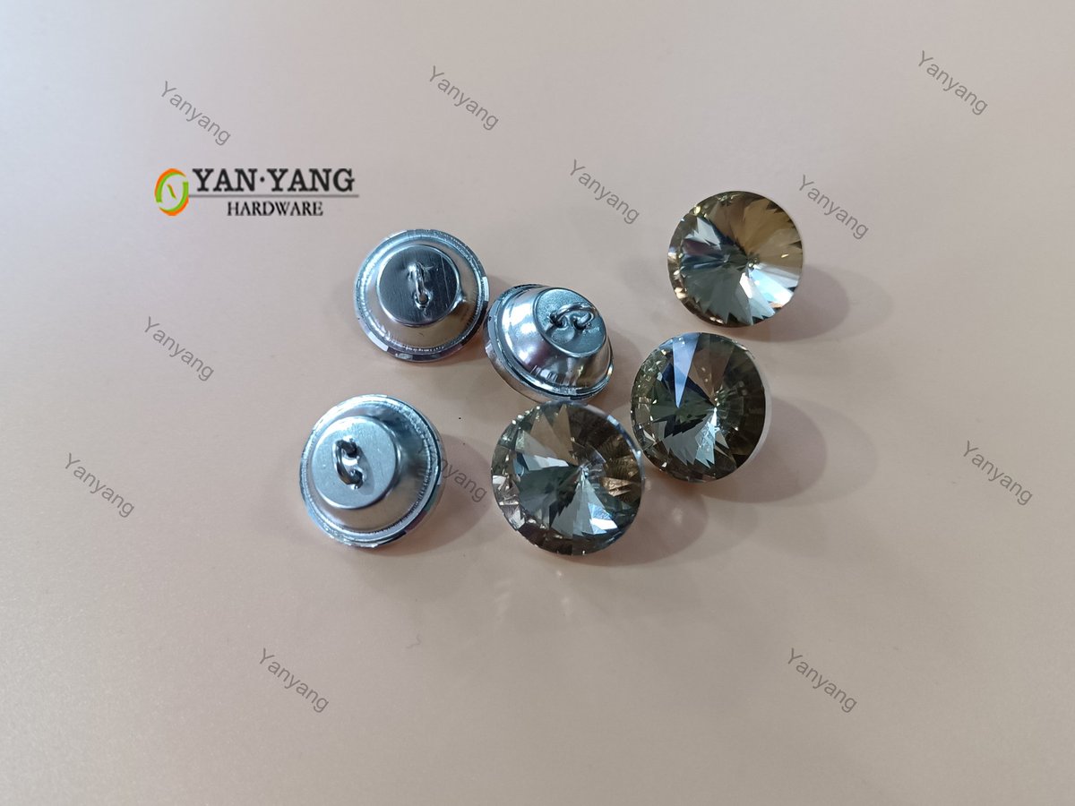 yysofa_hardware's tweet image. China Professional Manufacturer YANYANG Factory High Quality Modern Furniture 20# Button Upholstery Decorative Glass Buttons For Sofa.
#GlassButtons,#Decorativebutton,#UpholsteryDecorativebutton,#buttonforsofa,#sofaaccessory,#Yanyang,#madeinchina
Wechat/whatsapp:008618924804083