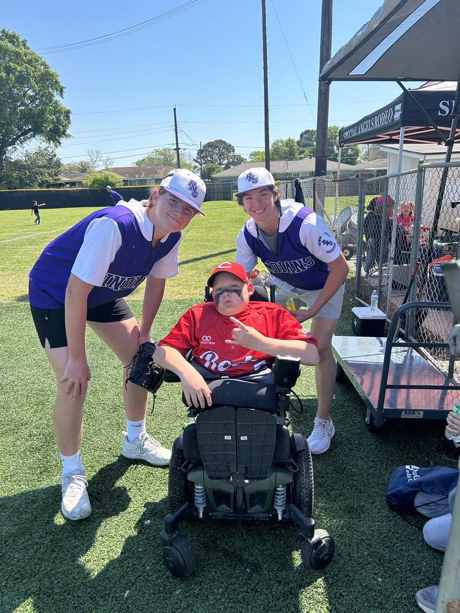 coach_scarter's tweet photo. @PNG_baseball spent Saturday at ASK (Adaptive Sports for Kids) being buddies to several athletes getting a chance to play the game of baseball. Memories made, hearts changed. https://t.co/s658FGLFKF