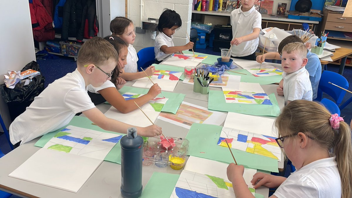 Class 2B tweet media