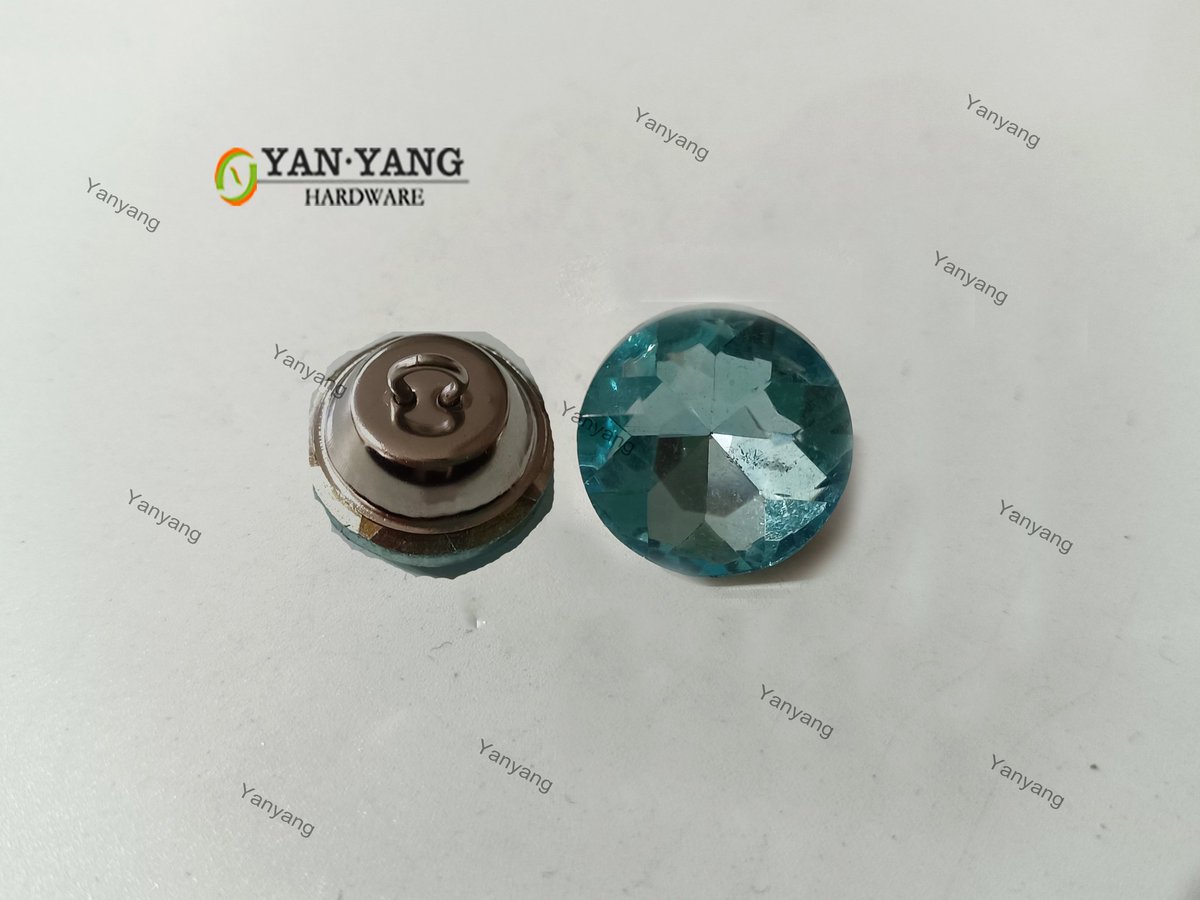 yysofa_hardware's tweet image. China Professional Manufacturer YANYANG Factory High Quality Modern Furniture 20# Button Upholstery Decorative Glass Buttons For Sofa.
#GlassButtons,#Decorativebutton,#UpholsteryDecorativebutton,#buttonforsofa,#sofaaccessory,#Yanyang,#madeinchina
Wechat/whatsapp:008618924804083