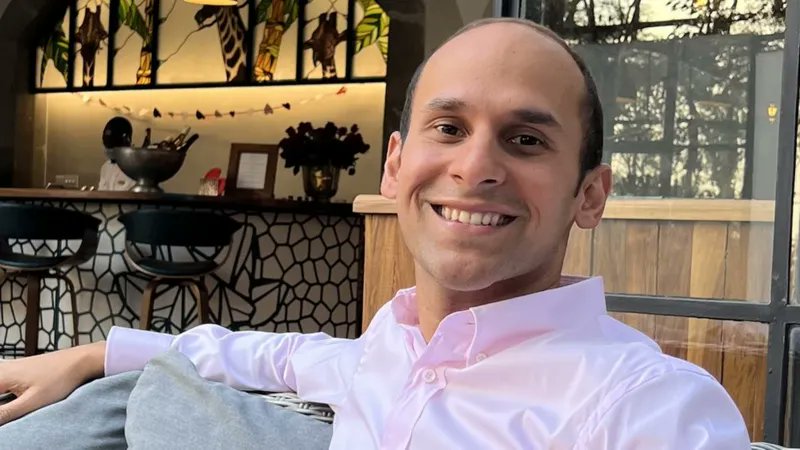 spotile's tweet photo. Nigeria Binance drama: British-Kenyan exec Nadeem Anjarwalla escapes from jail.

The executive from Binance pulled a disappearing act in Nigeria, the authorities revealed.

They supposedly seized his British passport, but we have no clue where his Kenyan one is. https://t.co/UwtRfz94Jx