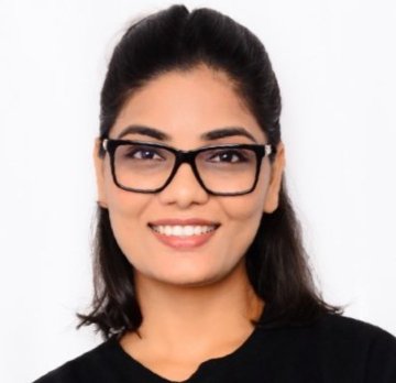 AnshulYadav010's tweet photo. This is the reason why Mia Khalifa is trending🫨 मियां खलीफा !!

This is definitely shameless behaviour,who are comparing नेहा सिंह राठौर with मियां खलीफा

What wrong with Society 🤯
Please respect 🫡 all women https://t.co/wC2ZJJo0S6