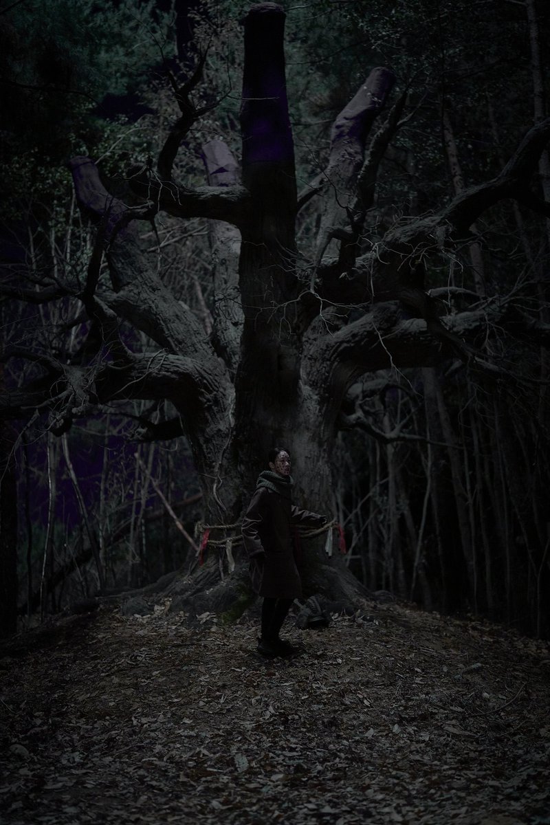 🪦 GIVE AWAY TIKET #EXHUMA 🪦

Karena udah 2,2M di indo dan 10M+ di SK, aku GA 2 tiket aja untuk 2 orang

Syarat :
- RT tweet ini
- Qrt film Goeun selain Exhuma yang terbaik menurut kalian apa? 

Close cepet 27/03/24 23.59 WIB karena dikit😂
#ChoiMinSik #KimGoEun #LeeDoHyun