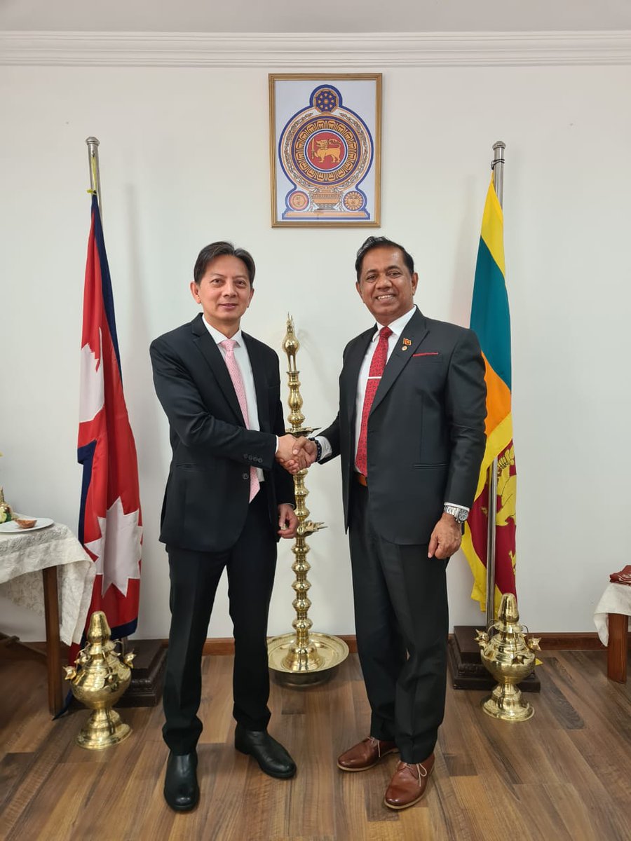 Today, the Thailand Ambassador, H.E. Suwapong Sirisorn, paid a courtesy call on the Sri Lankan Ambassador, H.E. Sudarshana Pathirana. During their meeting, they engaged in a productive discussion to strengthen existing relations between Sri Lanka and Thailand.