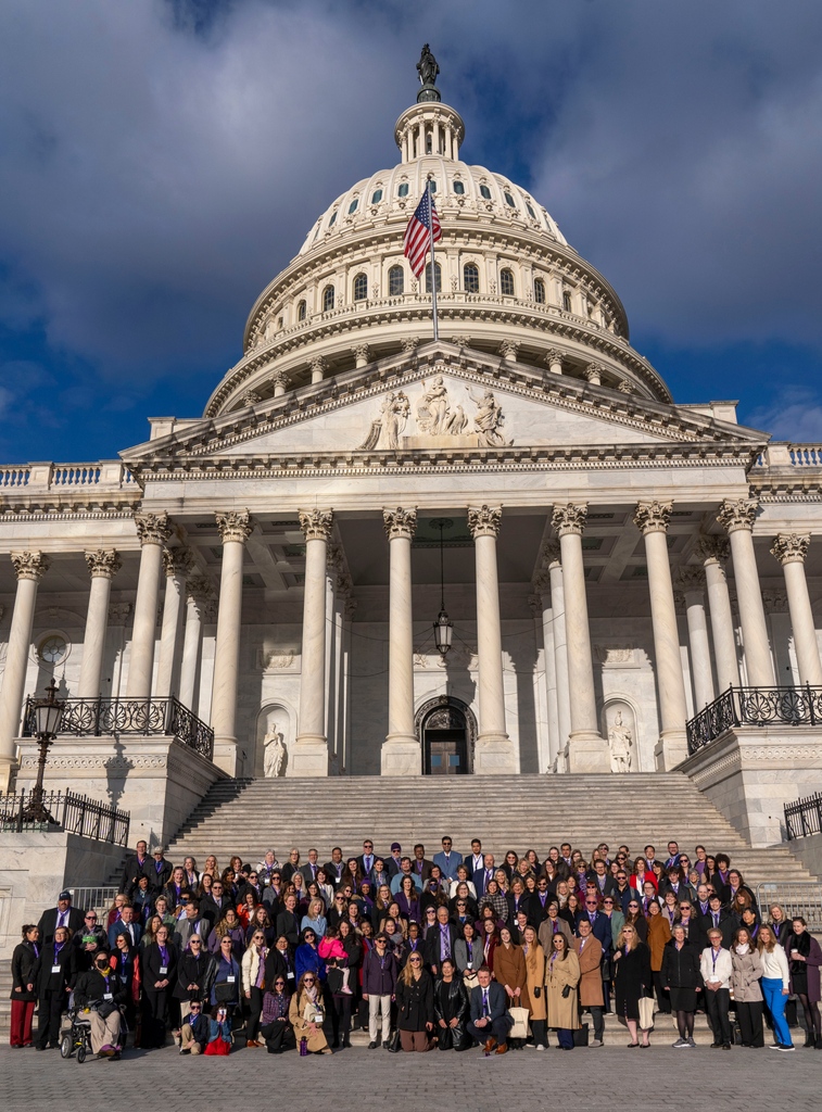 It's been one week since #HeadacheOnTheHill & our influence is already measurable! We've secured at least 5 new cosponsors to bills  and generated over 1900 letters to Congress. Let's build on this momentum. Send our take action link to 5 friends. qrco.de/HOH24 #HOH2024