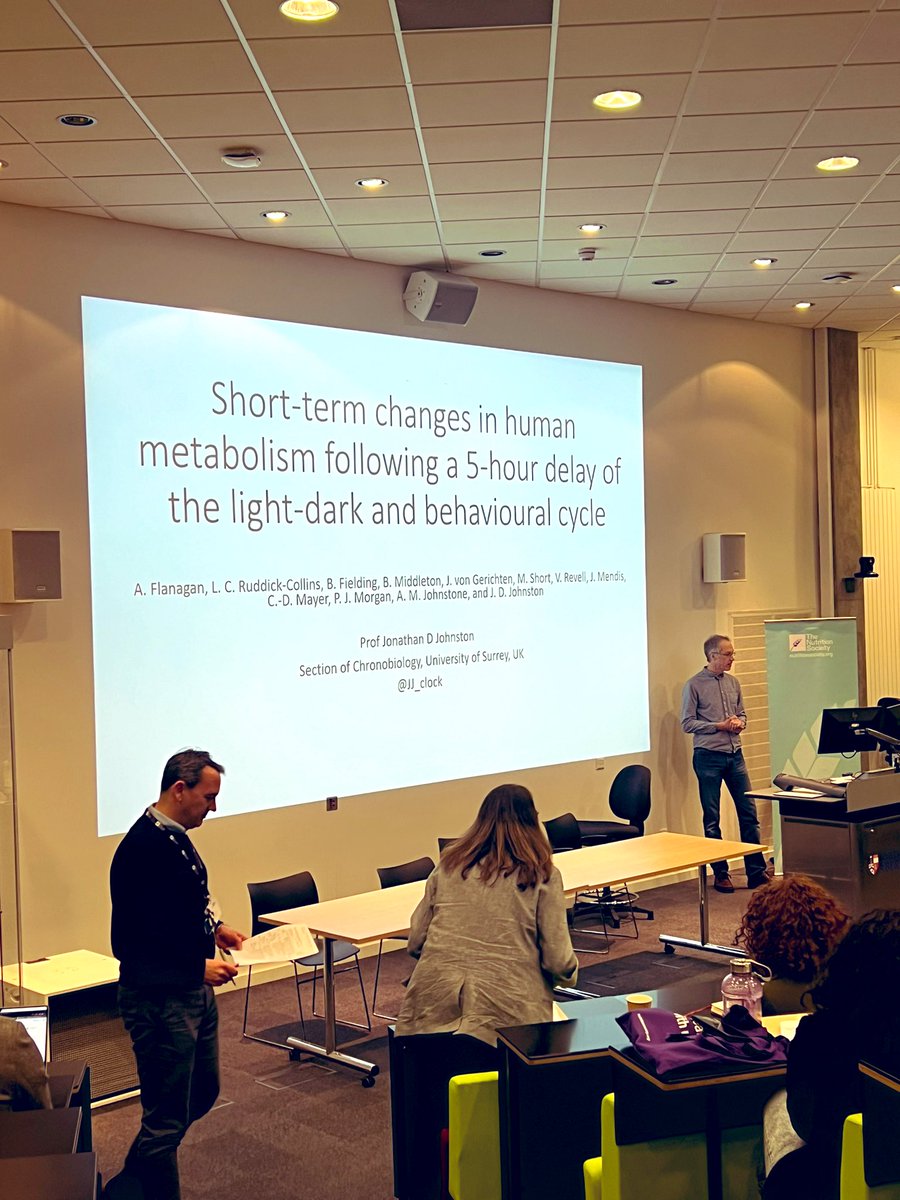 Always enjoy listening to @JJ_clock - sharing data on our circadian misalignment study with a 5hr phase delay #NSScottish24