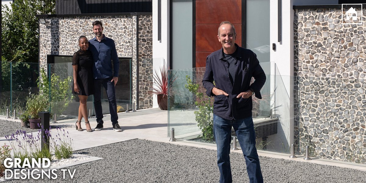 REPEAT: Davi and Matt want to build an eye-popping multicultural home in a leafy commuter-belt suburb. Can they deliver, or will it end up just a mishmash of ideas? See you on @Channel4 at 9pm #GrandDesigns
