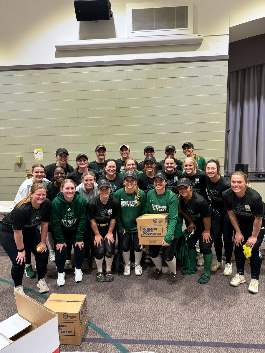 Grateful to participate in the Million Meals fundraiser with the rest of the Forester athletic crew last night!