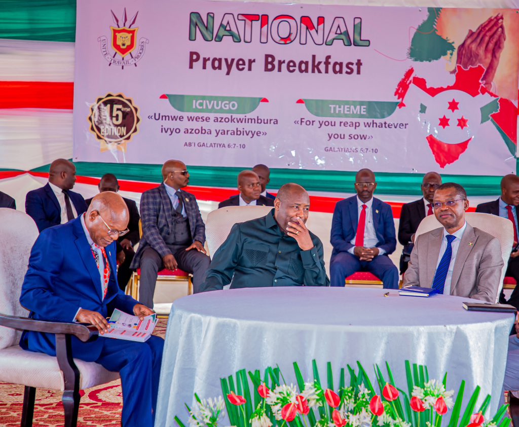 CnddFdd's tweet photo. #Burundi Accompagné par les Secrétaires nationaux, le Secrétaire général adjoint du @CnddFdd Hon. Cyriaque Nshimirimana a pris part au National Prayer Breakfast qui était rehaussé par le Président de la République S.E @GeneralNeva. https://t.co/yARtJoVcRF