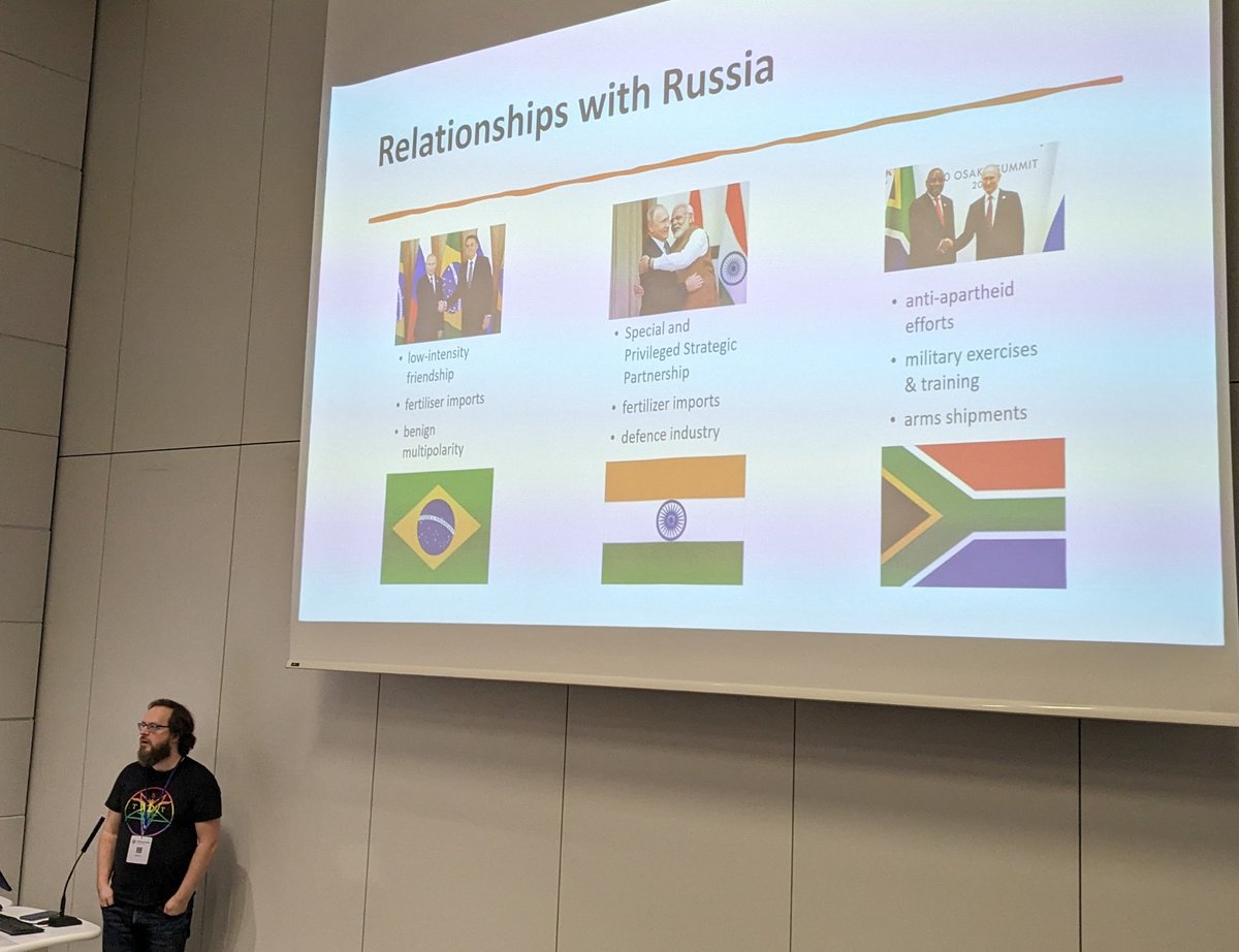 How have the Indian, Brazilian and South African press described and covered the Russian war in Ukraine? @AntalWozniak82 now presents a co-authored paper on both politician and media narratives - with Liu Zixiu and @FabienneLind #PSA24 @psampg @CommediaLivUni