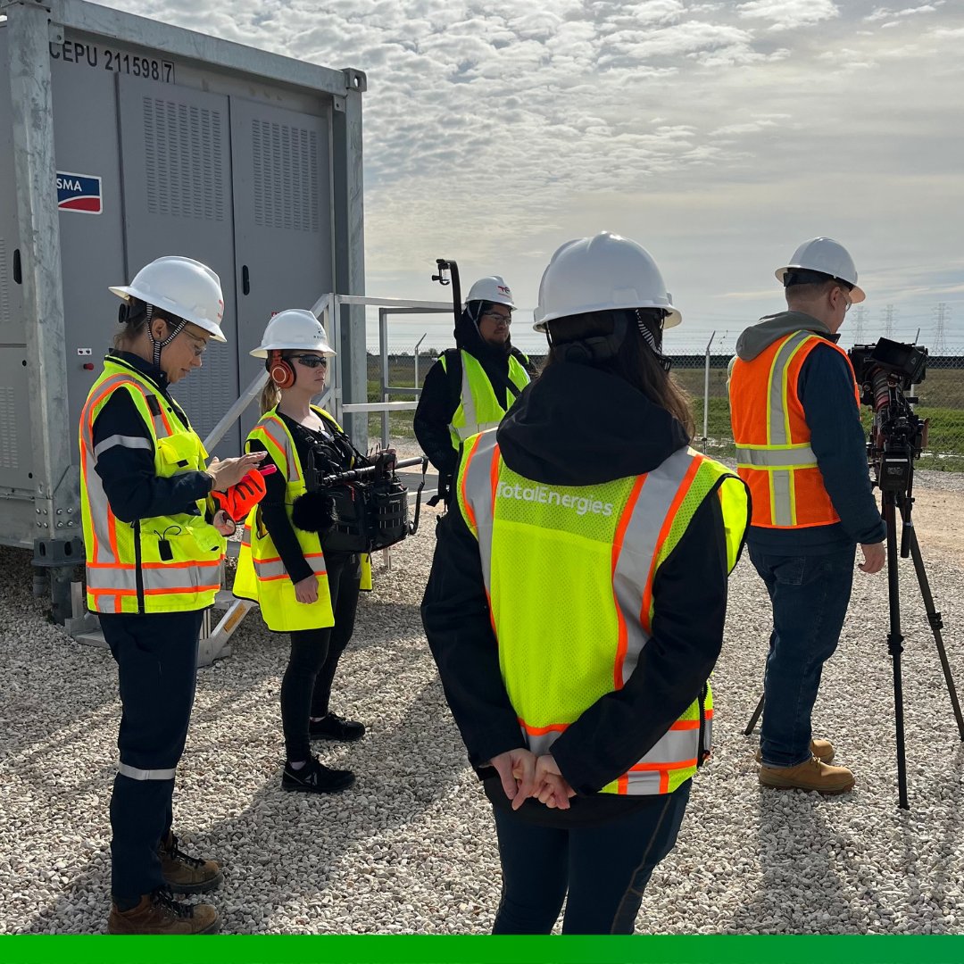 🎥 #BTS in collaboration with @nbcucatalyst at one of our solar sites in Texas 🤠☀️ Stay tuned for an upcoming episode of The Roads to Carbon Neutral featuring one of our employees explaining how innovative #battery energy storage systems help us deliver #solarenergy. 🔋