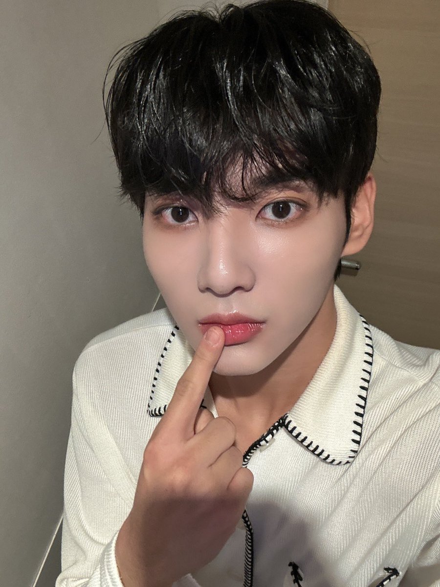 WAKER_official's tweet photo. Sleeperにとても会いたいWAKER🥹

#WAKER #웨이커 #ウェイカー
#리오 #LEO #リオ
#새별 #SAEBYEOL #セビョル
#세범 #SEBUM #セボム https://t.co/zzXuLynIQT