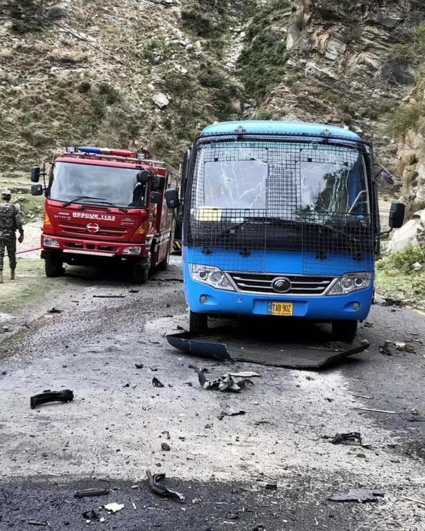 Five Chinese nationals were killed in an explosion during an attack on their convoy by a suicide bomber in northwest Pakistan on Tuesday, reported Reuters.