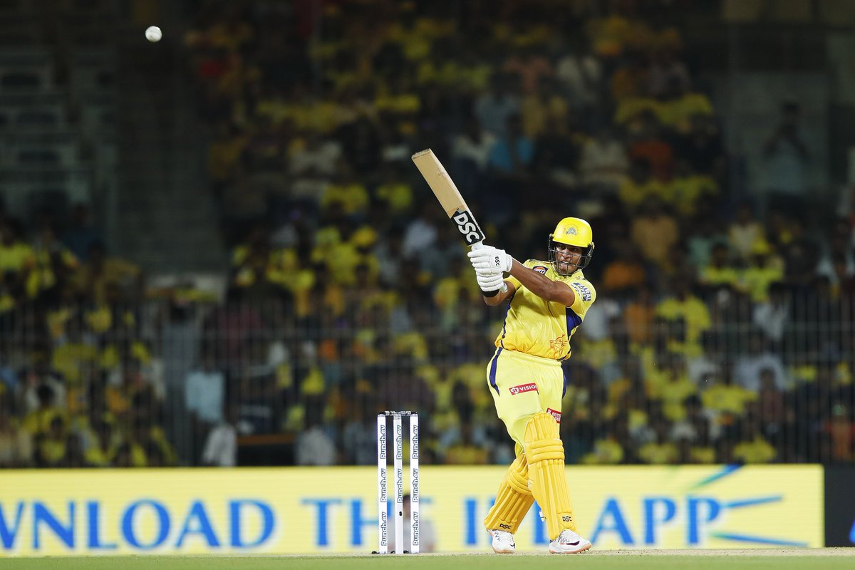 CricCrazyJohns's tweet photo. Hayden, Faf Du Plessis, Watson, Dwayne Smith, McCullum, Conway, Hussey &amp; now Rachin....!!!

CSK 🤝 Overseas openers. 🔥 https://t.co/IRhMAHQKd4