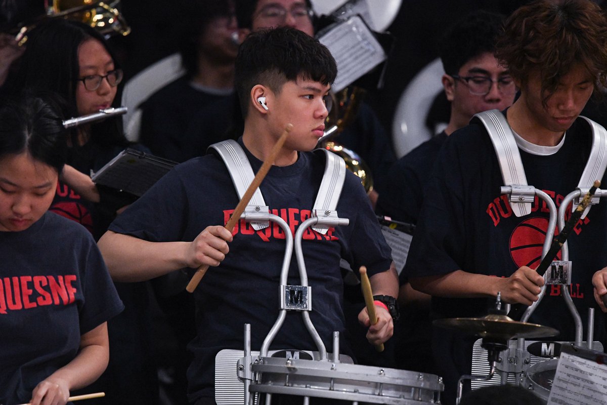 𝐁𝐈𝐆 shoutout to <a href="/SITech_HS/">Staten Island Tech</a> and <a href="/CreightonPrep/">Creighton Prep</a> for representing the Dukes throughout the Atlantic 10 Championship run and NCAA Tournament!

You guys are the best 🙌 #GoDukes