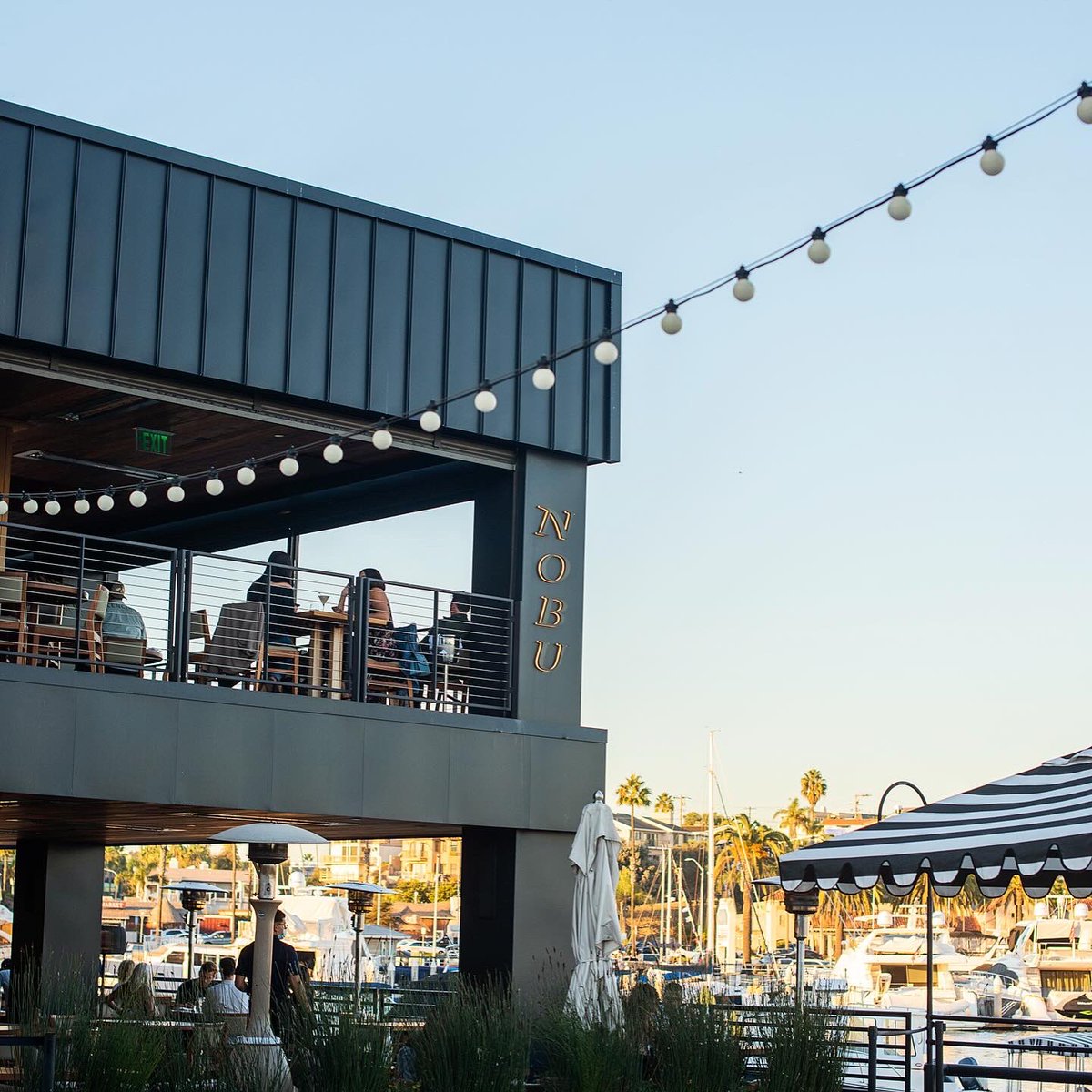 Start your week in Nobu Style. Beginning April 8th, Nobu Newport Beach will be serving your favorite dishes Friday through Monday from 12pm - 3pm.
Enjoy our iconic signature dishes alongside new lunch specials.