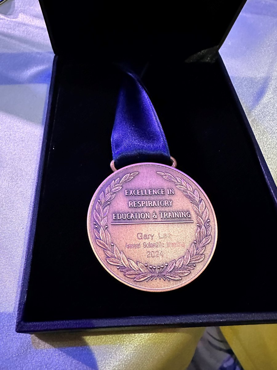 Thx @tsanz_thoracic (+ my nominators) for the 50th Anniversary Medal for Education & Training. We've trained ~30 pleural fellows/PhDs since 2009. A privilege to see them setup own units + training next next generation of pleural-ists. Medal is for everyone involved in the journey