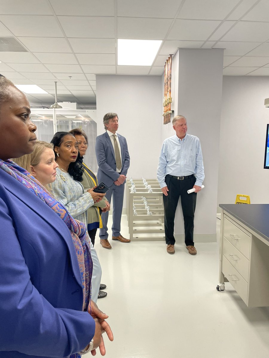 Exciting partnerships and educational opportunities are expanding at @ncatsuaggies! Today, we had our pre-event for the launch of the @Merck Biotechnology Learning Center at our Gateway Research Campus (South). #Education #Research @UNC_System @tmcf_hbcu