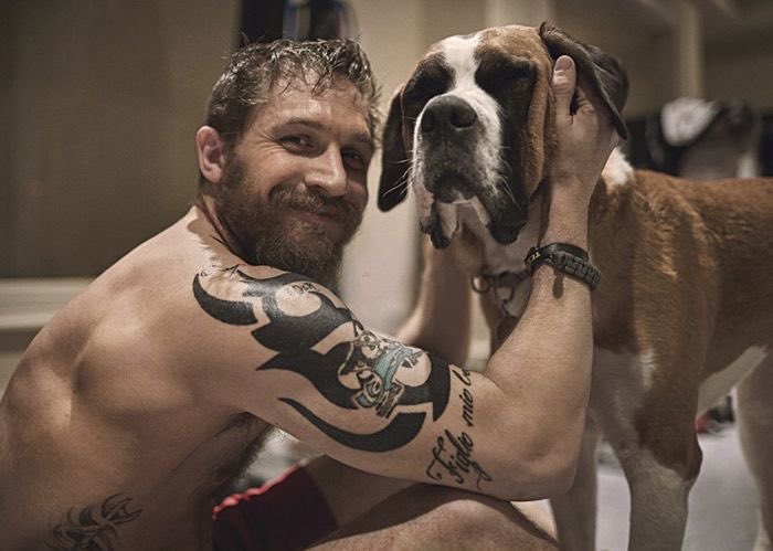 darrkeaaage's tweet photo. Okay but men with dogs >>>> https://t.co/4feXkArAis