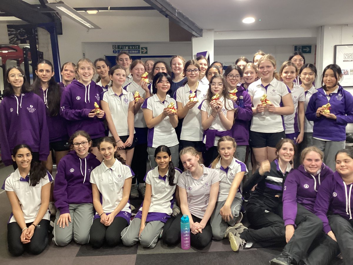 Congratulations to our Year 8s on completing your first winter of rowing. We had a great ergo night last week. Looking forward to seeing you all out on the water soon.