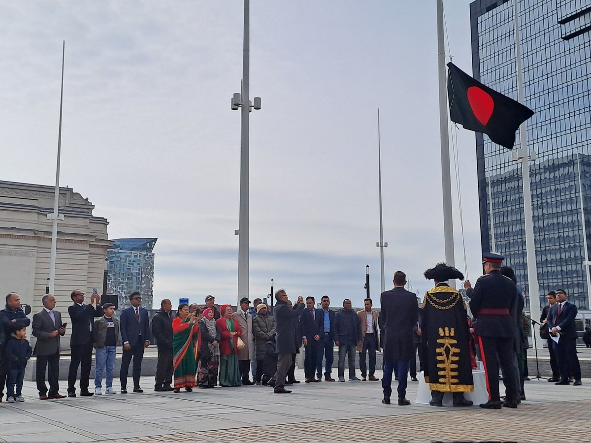 Happy Independence Day Bangladesh 🇧🇩 The National Flag of Bangladesh was raised in Centenary Square, where I was joined by @andy4wm and other distinguished guests to celebrate with the community. #BangladeshIndependenceDay #Birmingham #Bangladesh